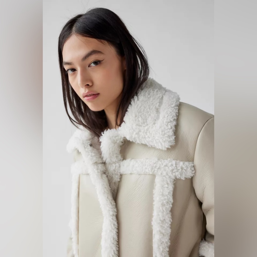 Urban Outfitters Willa Faux Leather Fur Sherpa Jacket Coat - Picture 8 of 8